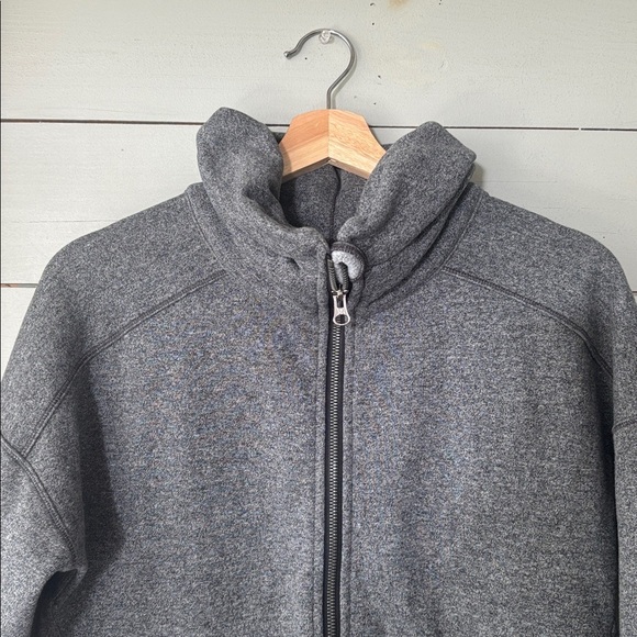 Lululemon Hug It Out Jacket - Picture 4 of 7